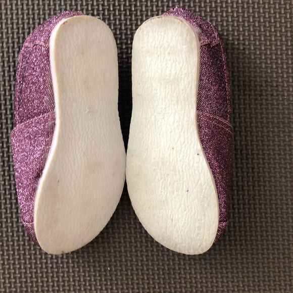 Sparkling pink shoes! - Picture 4 of 4